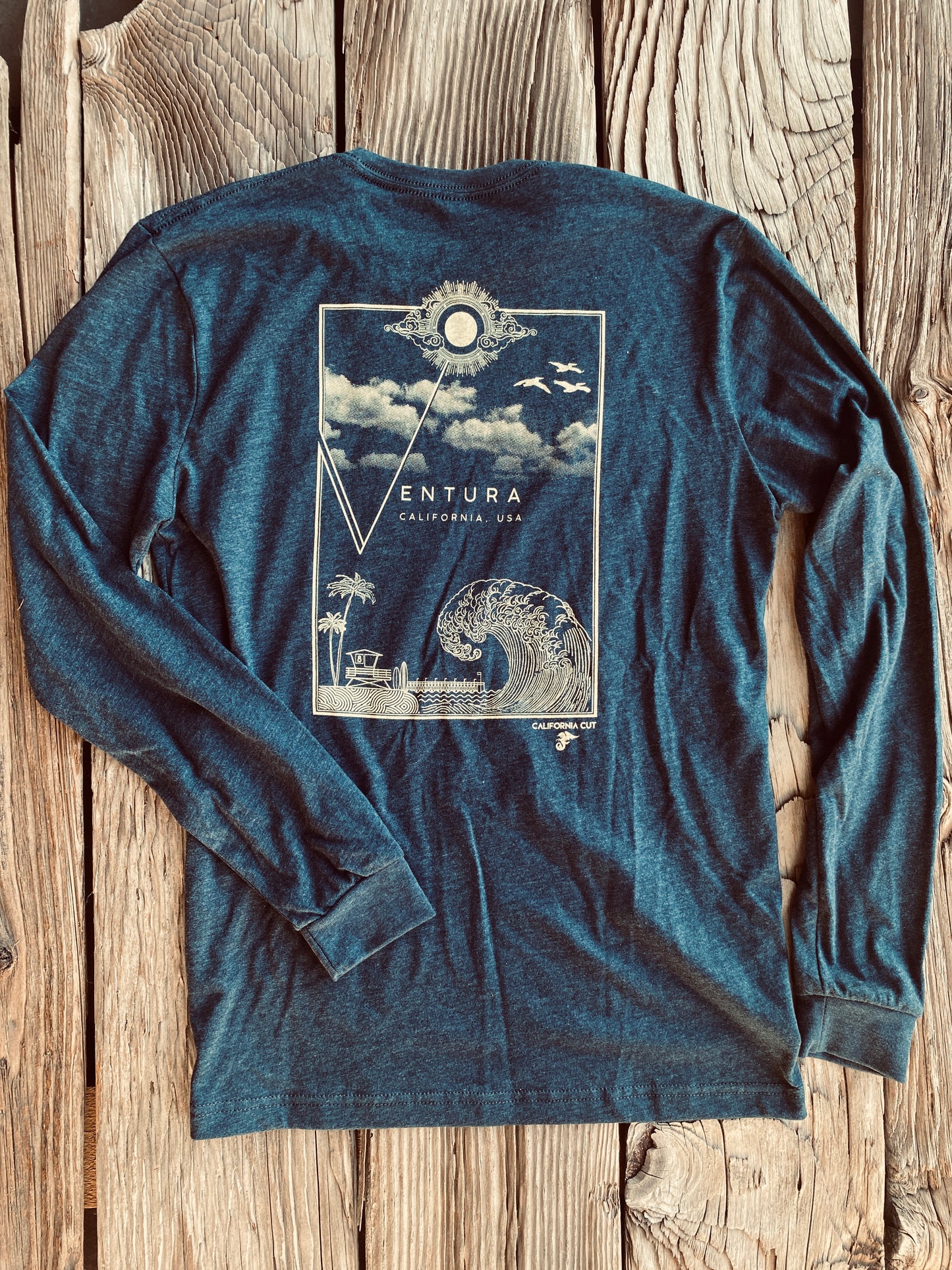 Ventura Sun + Waves Men’s Long Sleeve Shirt